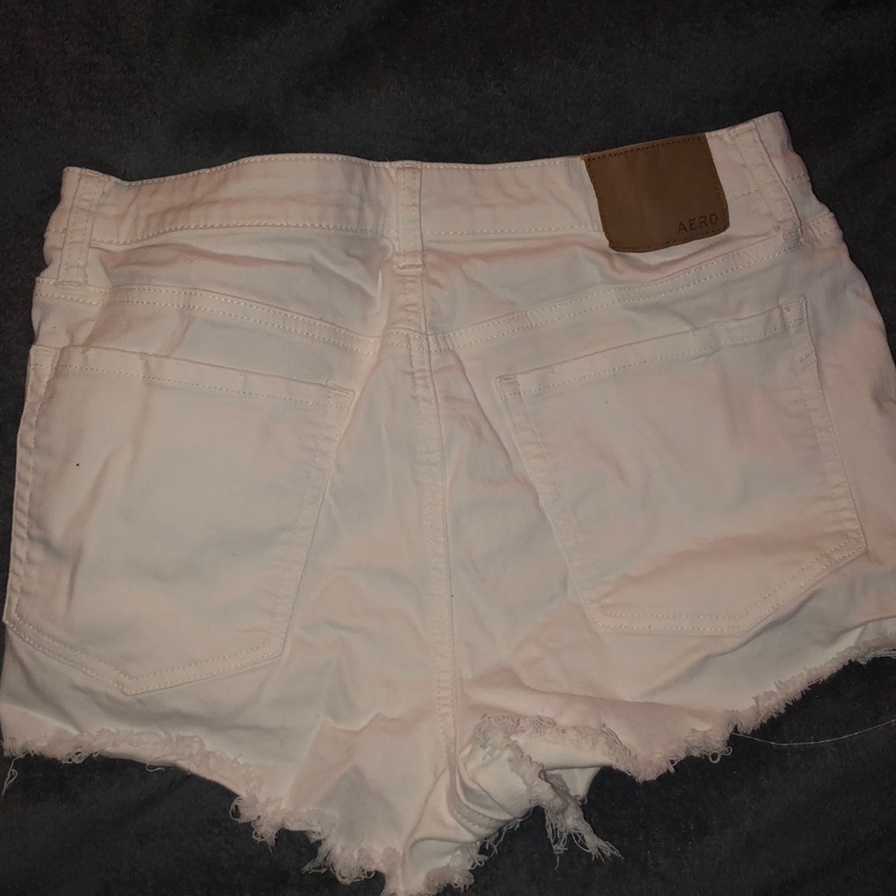 White High Rise Shorts - Picture 2 of 3